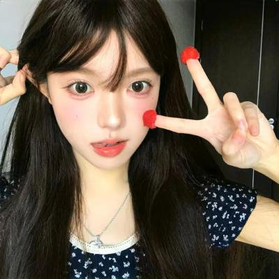 她的伪装